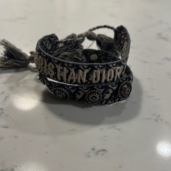 DIOR J’a Bracelet Set - Picture 1 of 4